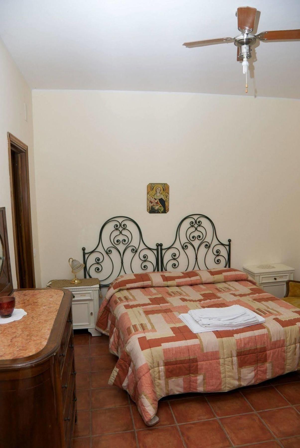 Biologico Dell'etna Alloggio per agriturismo Trecastagni